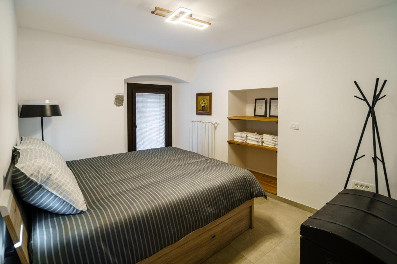 Guest House Zerjal Podnanos المظهر الخارجي الصورة